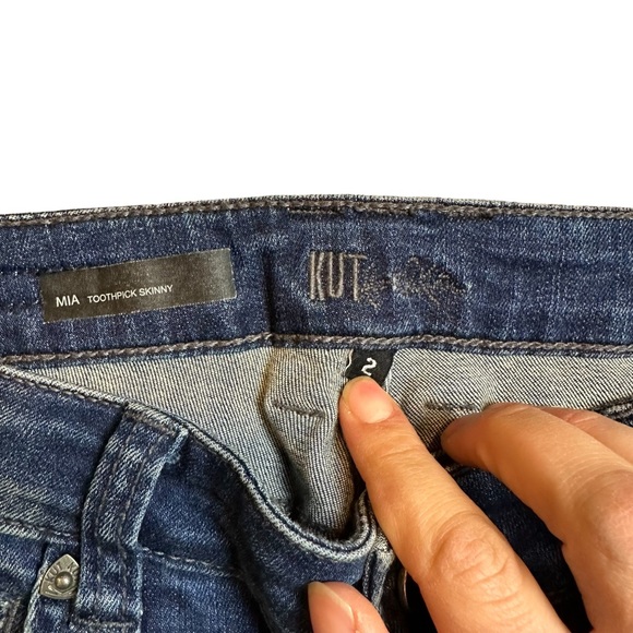 KUT FROM THE KLOTH Women’s Mia Toothpick Skinny in Distressed Medium Blue 2 - Picture 5 of 10